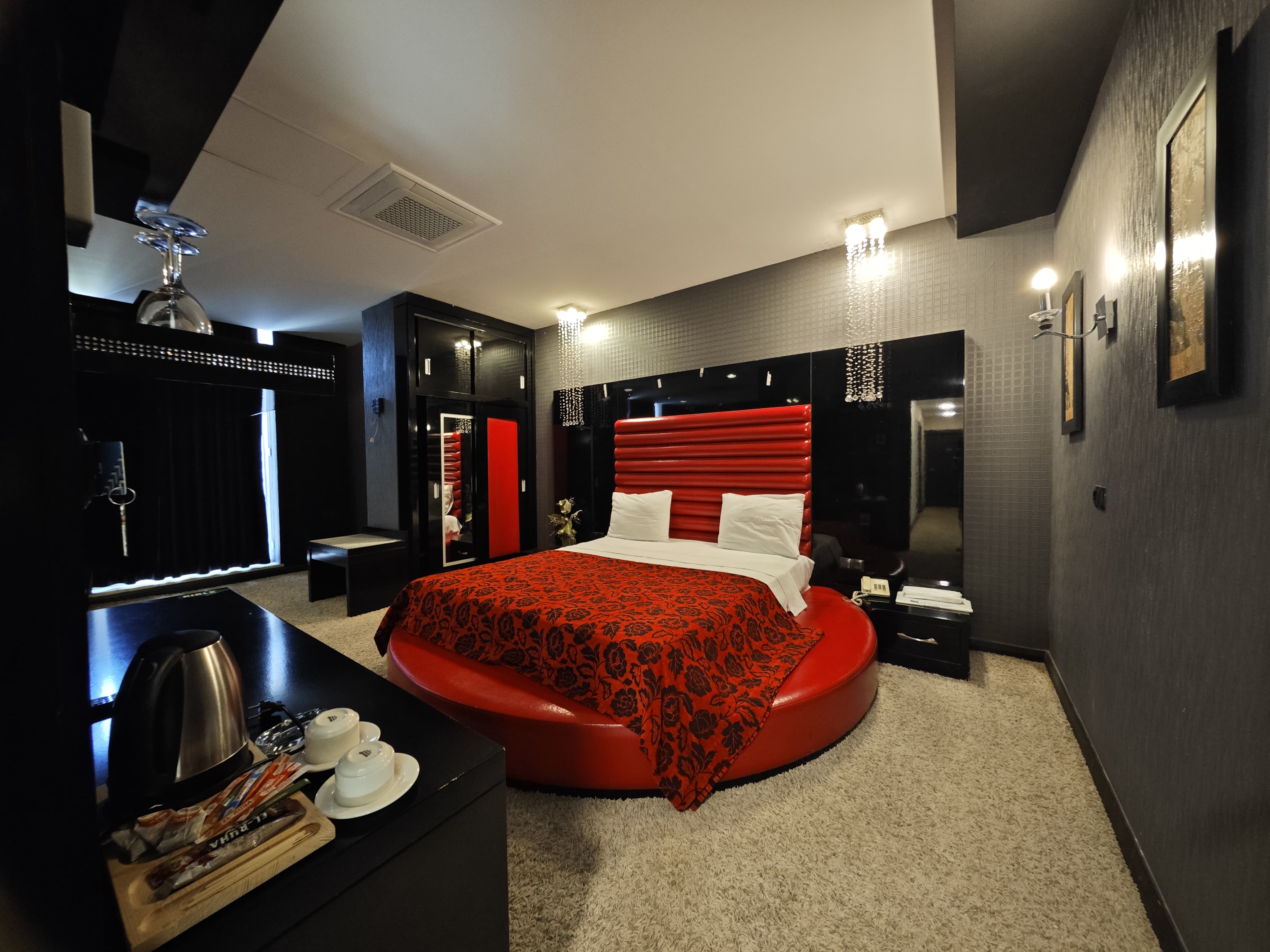 I M G 20251101 W A0104