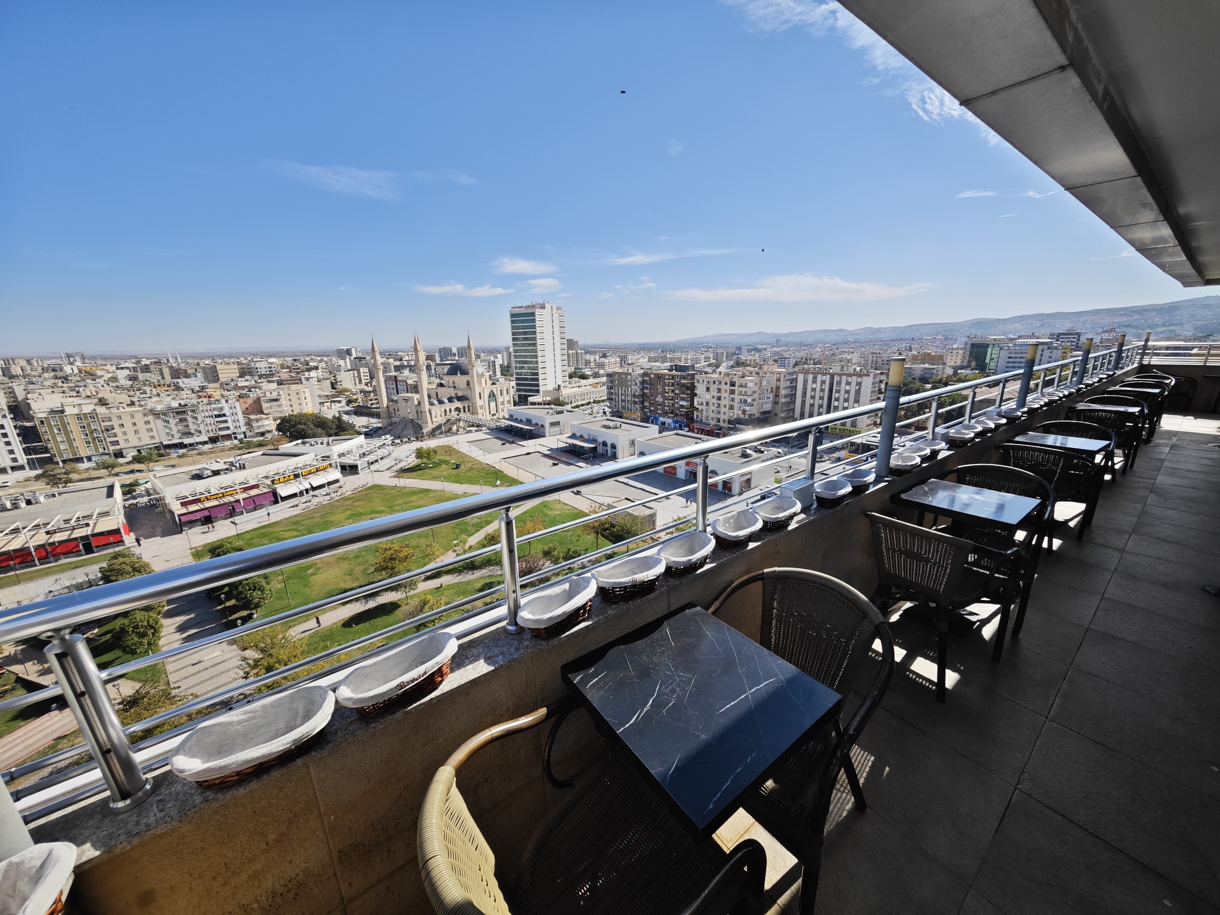 I M G 20251101 W A0118