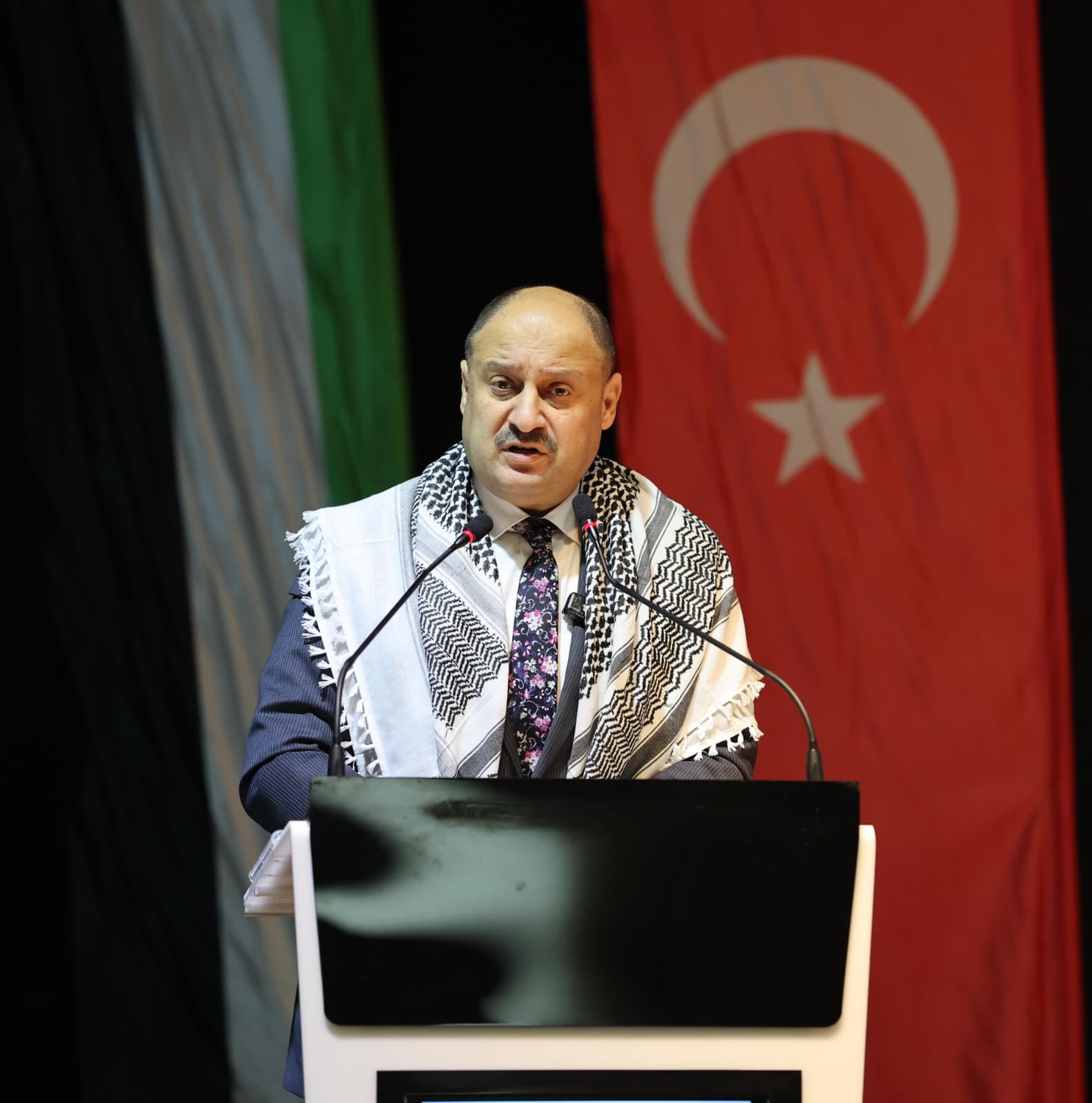 I M G 20251130 W A0011