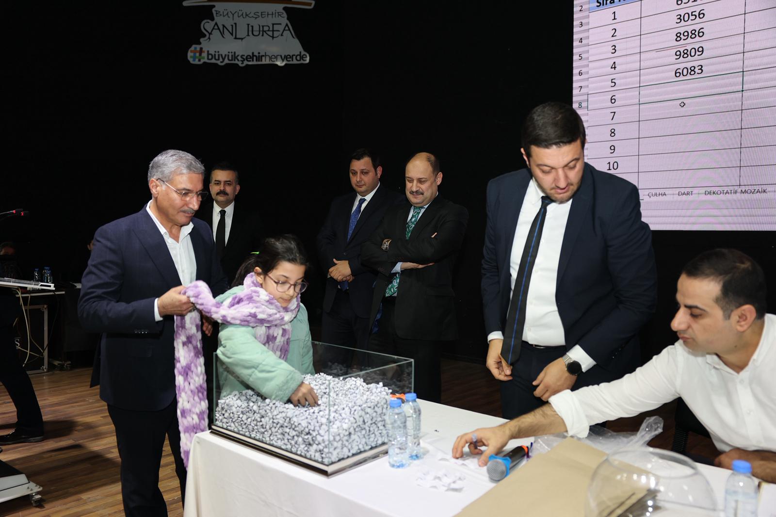 Başkan Gülpinar “Doğrudan İsti̇hdam Deği̇l, Hakkani̇yetli̇ Eleme Yapiyoruz” (4)