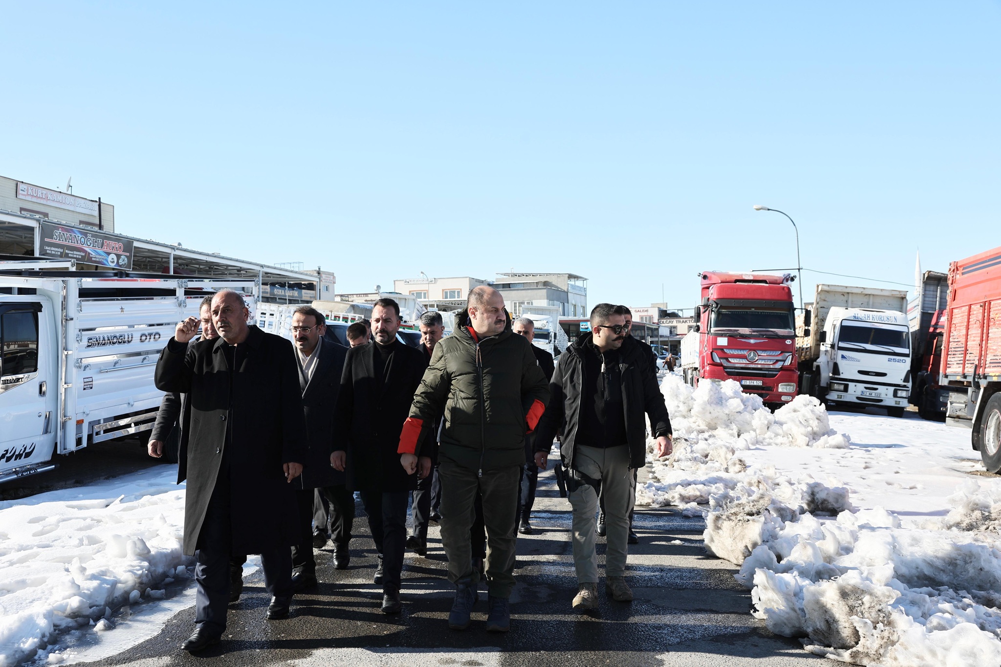 Başkan Gülpinar, Hasar Gören İşyerleri̇ni̇ Yeri̇nde İnceledi̇ (9)