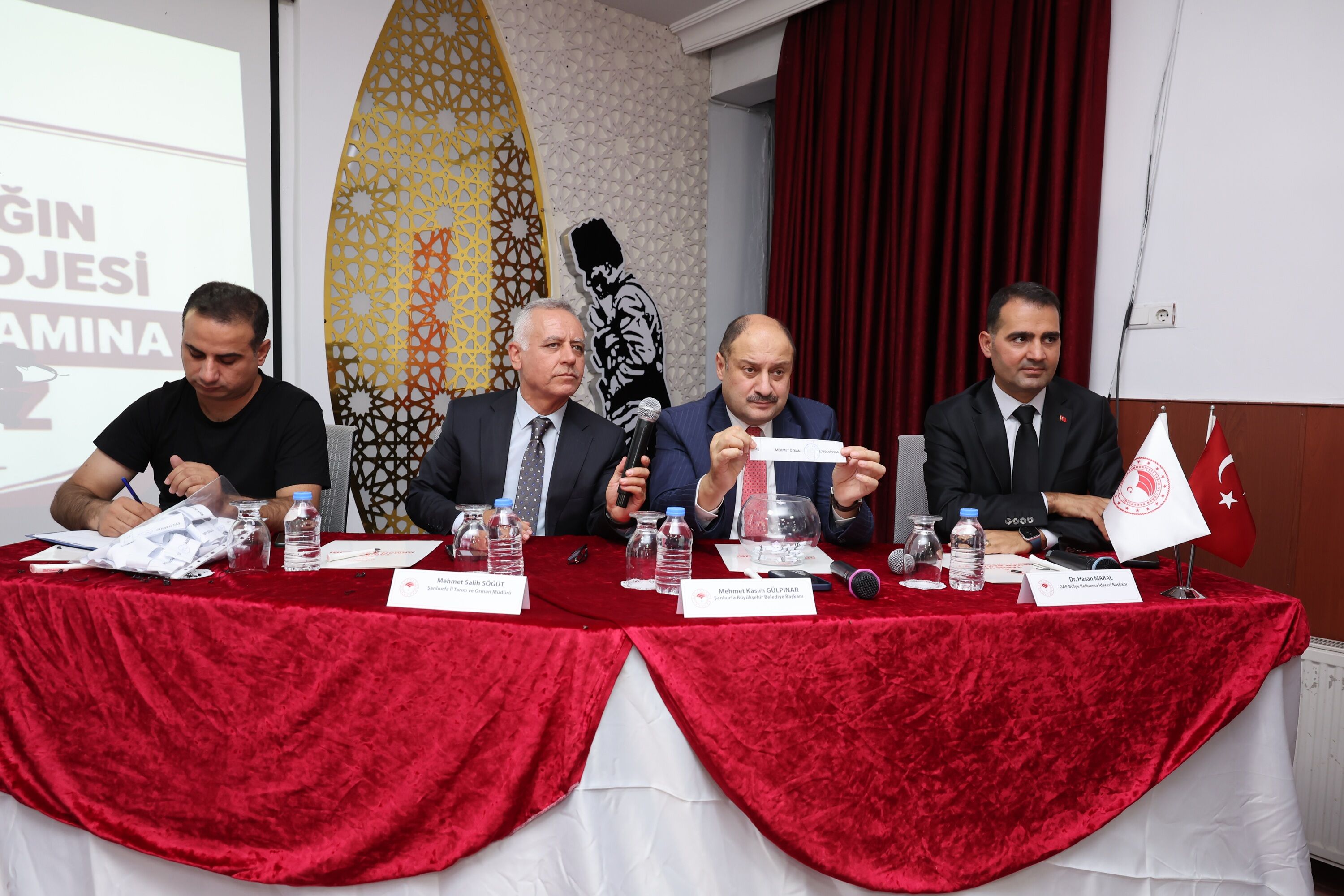 Başkan Gülpinar “Şanliurfa Üretti̇kçe Büyüyecek, Üreti̇ci̇mi̇z Kazandikça Şehri̇mi̇z Kazanacak” (3)