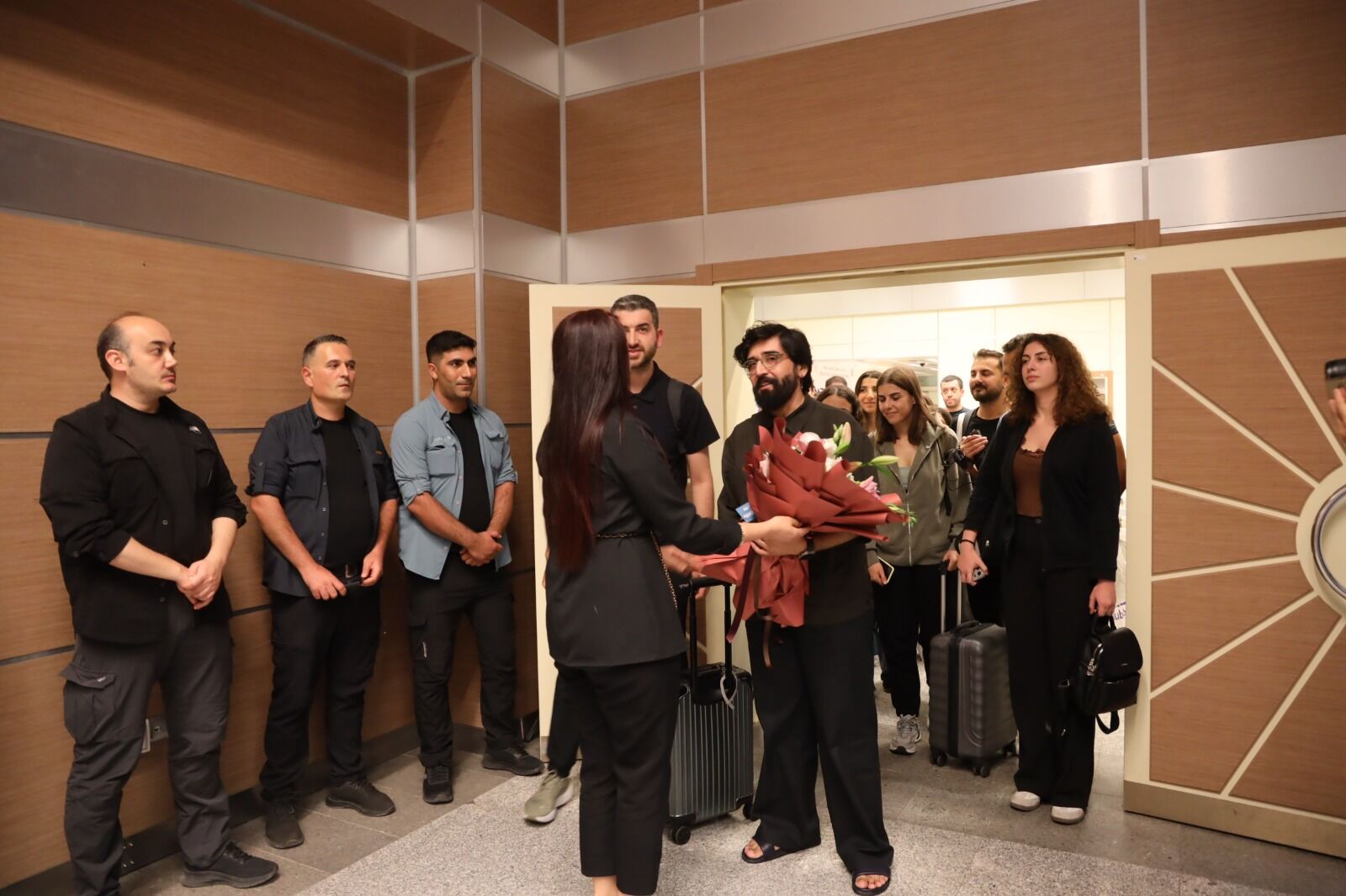 Şanliurfa’nin Dünya Gururu Vox Humani̇s Yurda Döndü (6)