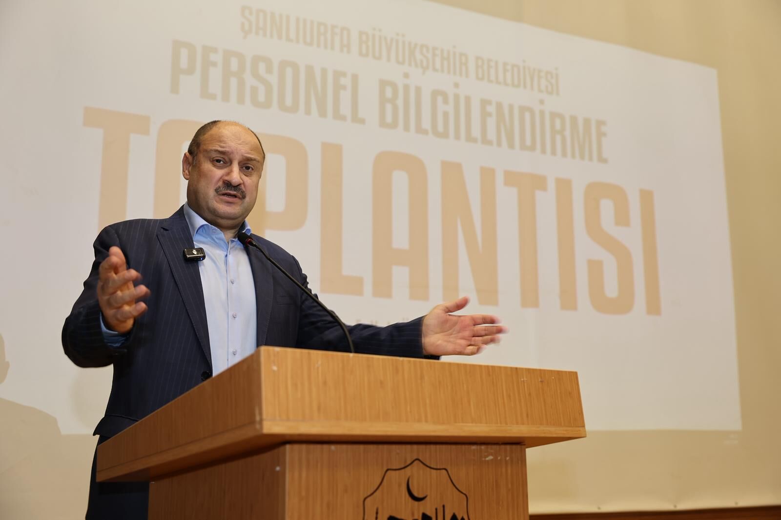 Gülpinar’dan Büyükşehi̇r Beledi̇ye Personeli̇ne Zam Müjdesi̇ (3)